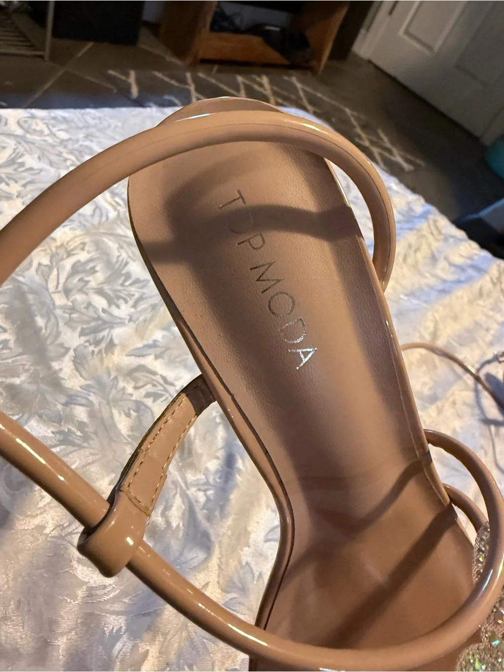 Top Moda Nude Butterfly Rhinestone Ankle Strap Block Heel Sandals Size 7.5